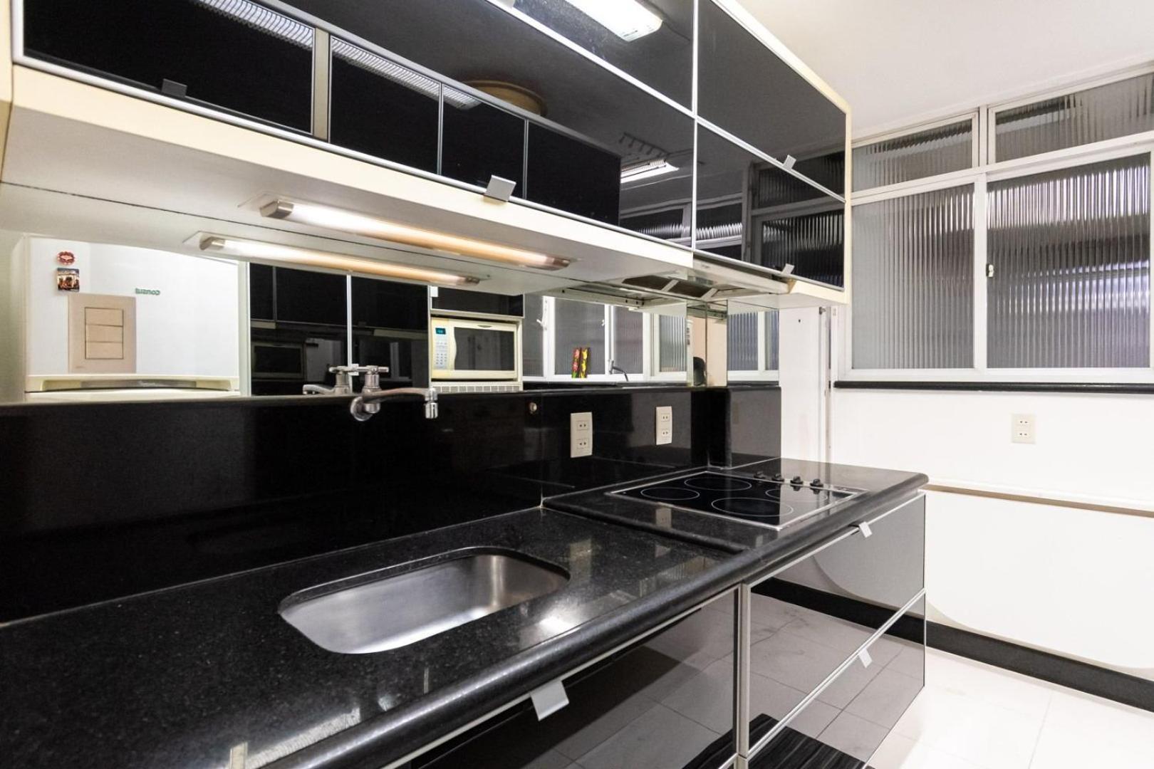 Apartamento Cobertura C/ Varanda Em Copacabana | Nsc 249/cob01 Rio de Janeiro