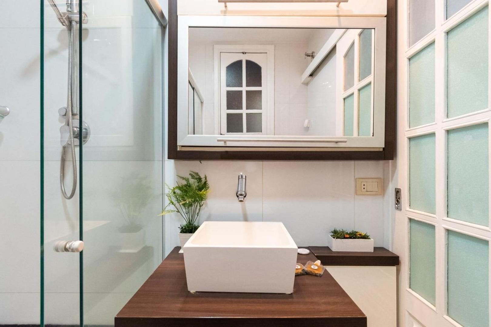 Apartamento Cobertura C/ Varanda Em Copacabana | Nsc 249/cob01 Rio de Janeiro