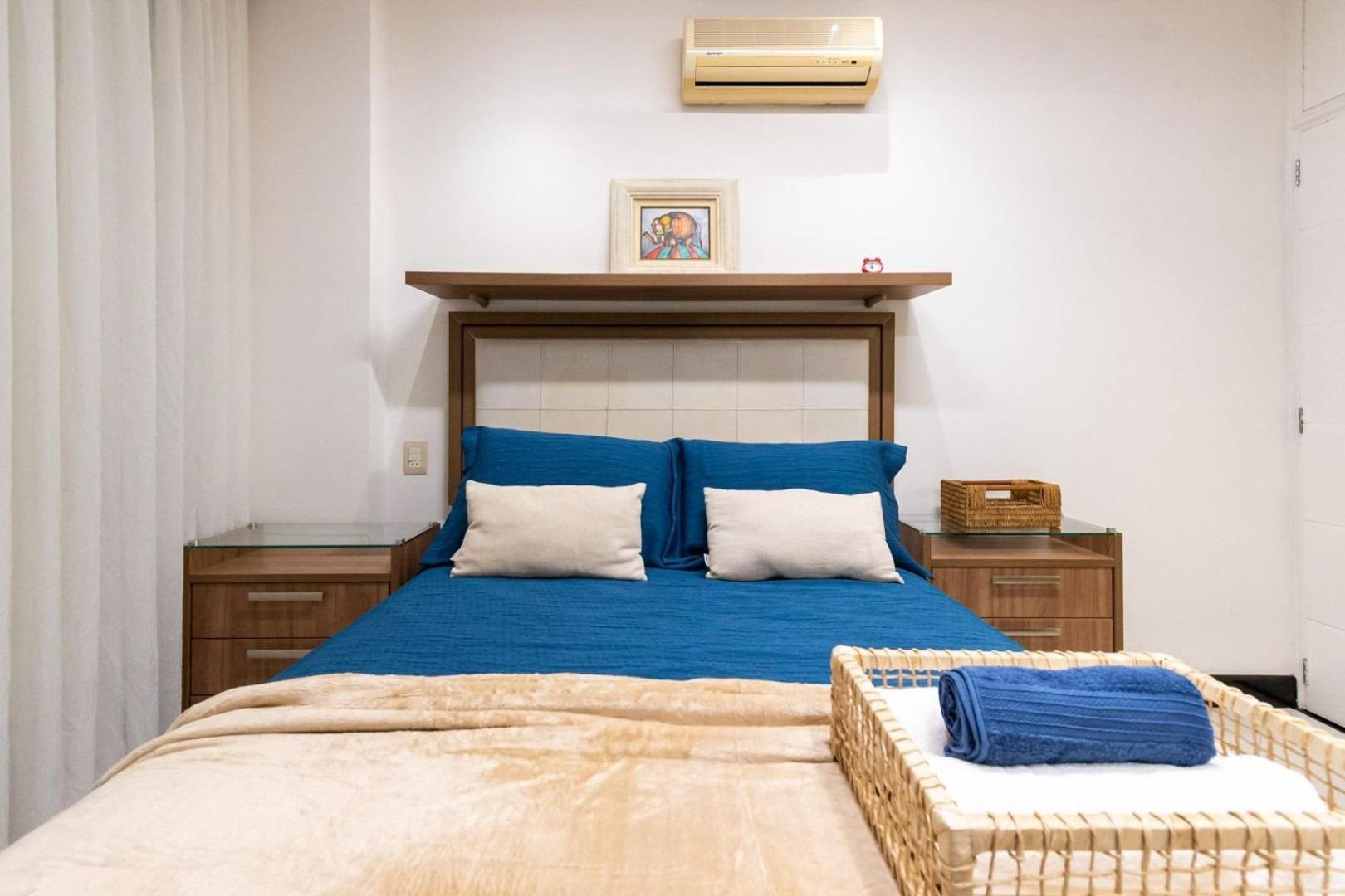 Apartamento Cobertura C/ Varanda Em Copacabana | Nsc 249/cob01 *