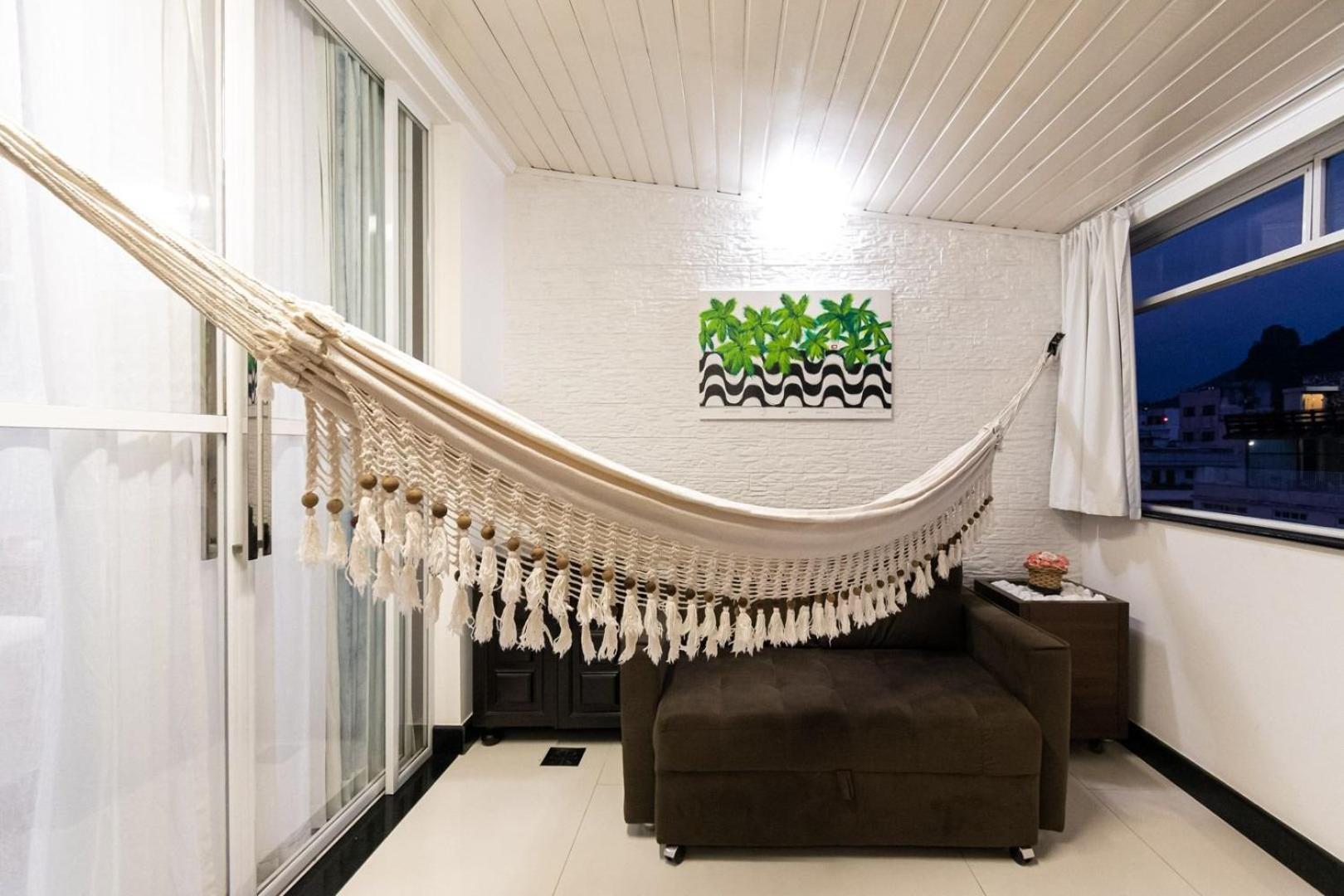 Apartamento Cobertura C/ Varanda Em Copacabana | Nsc 249/cob01 Rio de Janeiro