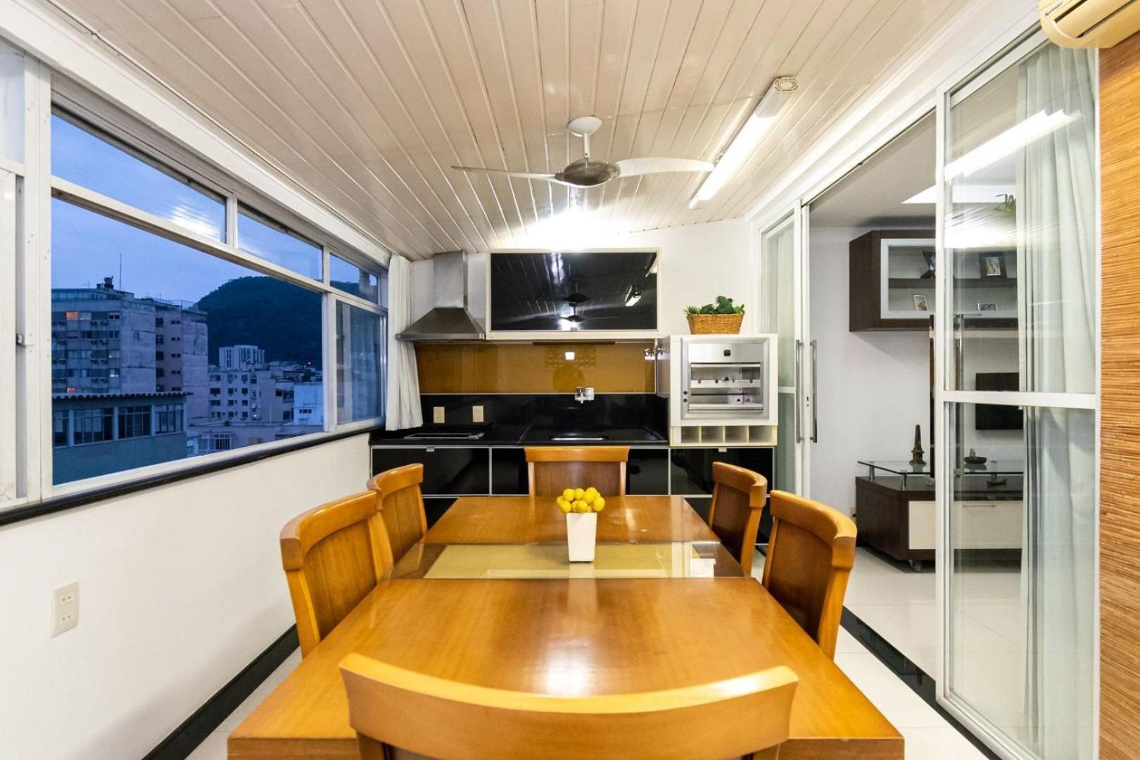 Cobertura C/ Varanda Em Copacabana | Nsc 249/cob01 Apartamento