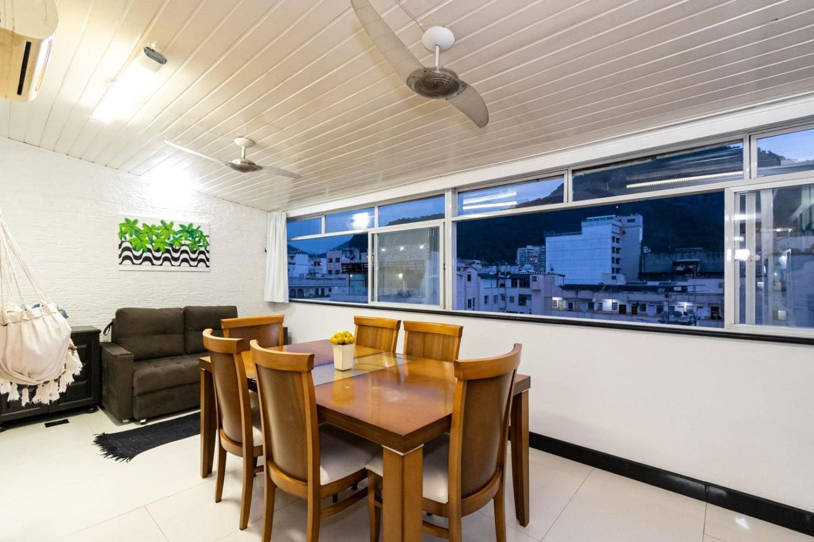 Apartamento Cobertura C/ Varanda Em Copacabana | Nsc 249/cob01