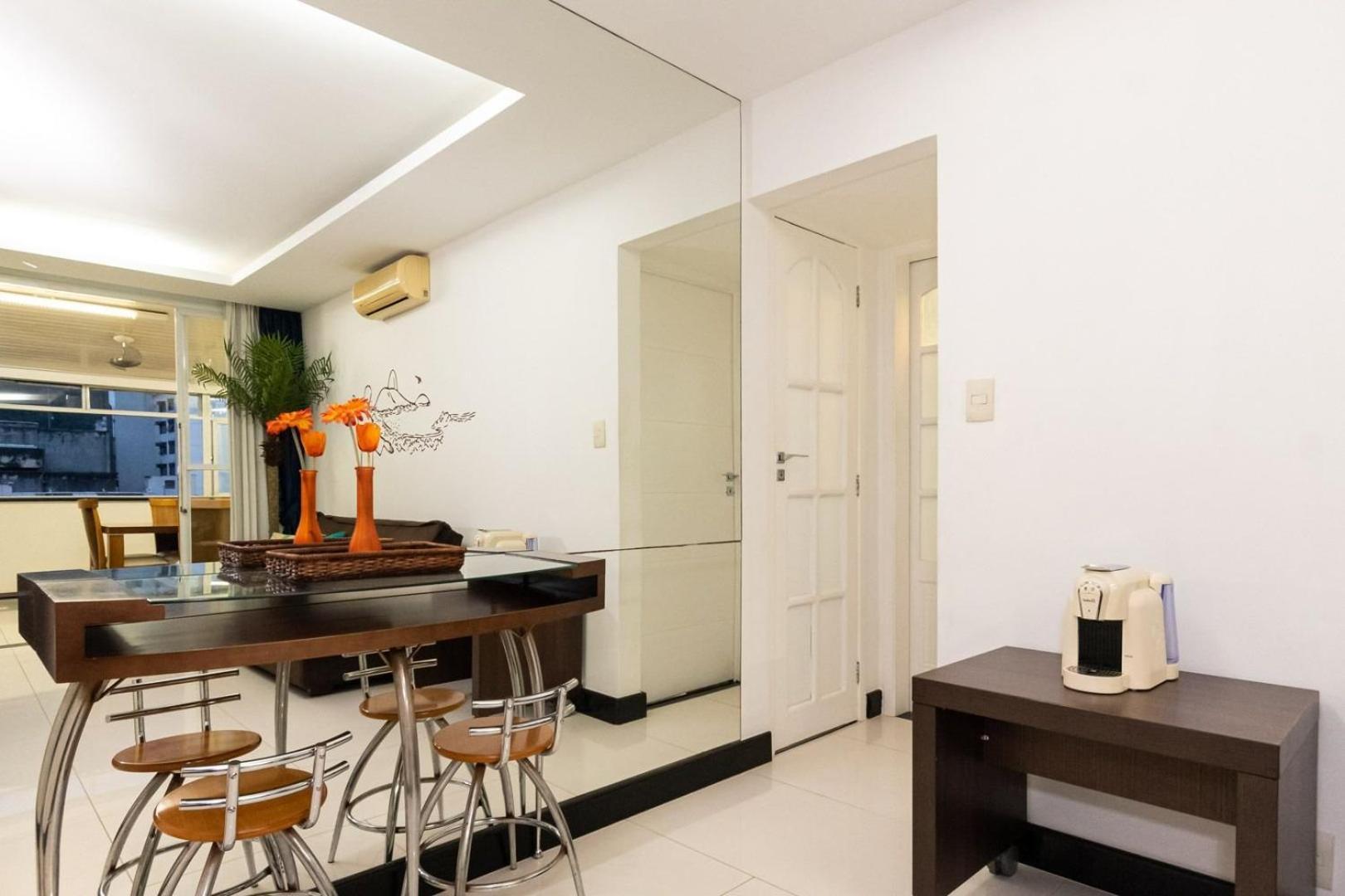 Apartamento Cobertura C/ Varanda Em Copacabana | Nsc 249/cob01