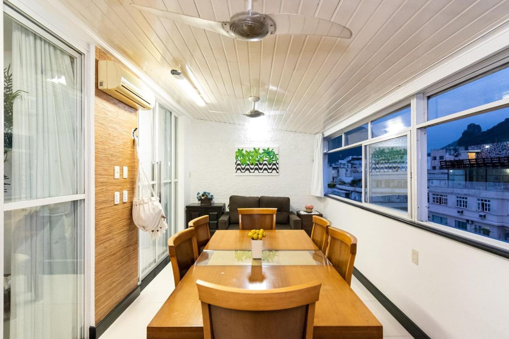 Cobertura C/ Varanda Em Copacabana | Nsc 249/cob01 Apartamento Rio de Janeiro